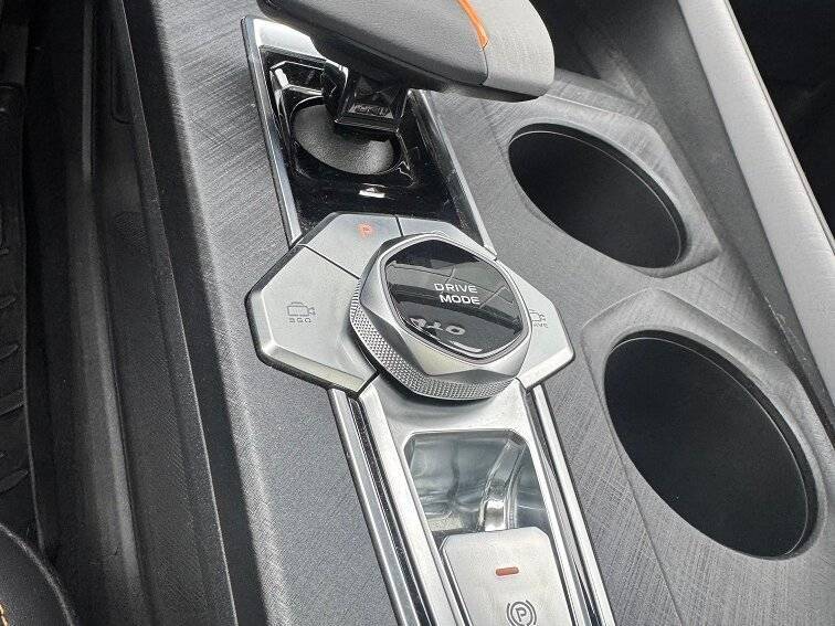 Changan UNI-V с пробегом — 2023 год. Фото: #8