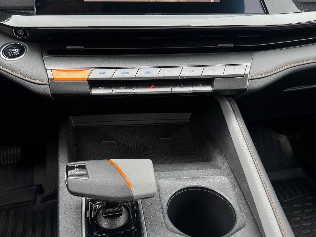 Changan UNI-V с пробегом — 2023 год. Фото: #9