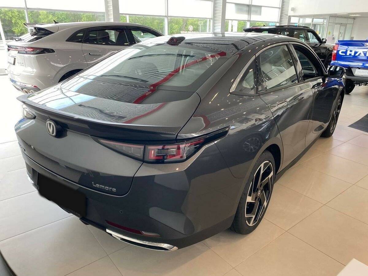 Changan Lamore с пробегом — 2023 год. Фото: #2