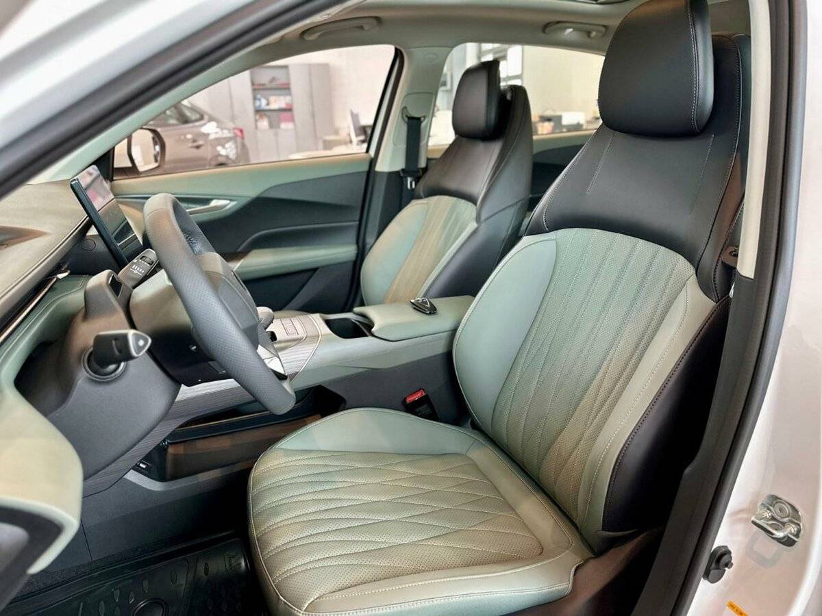 Changan Lamore с пробегом — 2023 год. Фото: #5