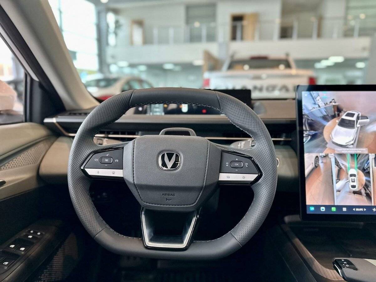 Changan Lamore с пробегом — 2023 год. Фото: #6