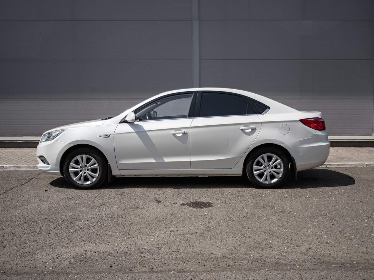 Changan Eado с пробегом — 2014 год. Фото: #1