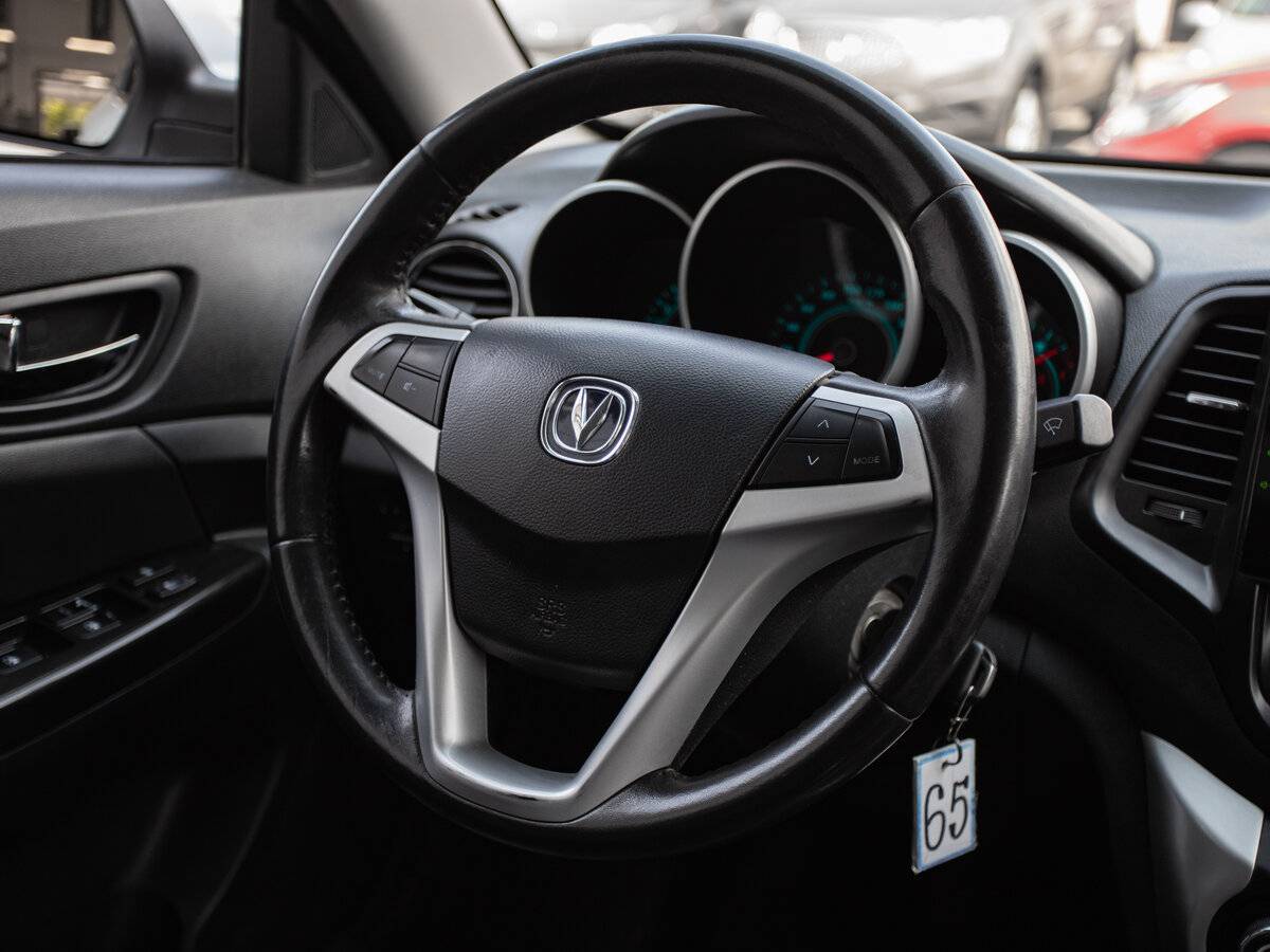 Changan Eado с пробегом — 2014 год. Фото: #14