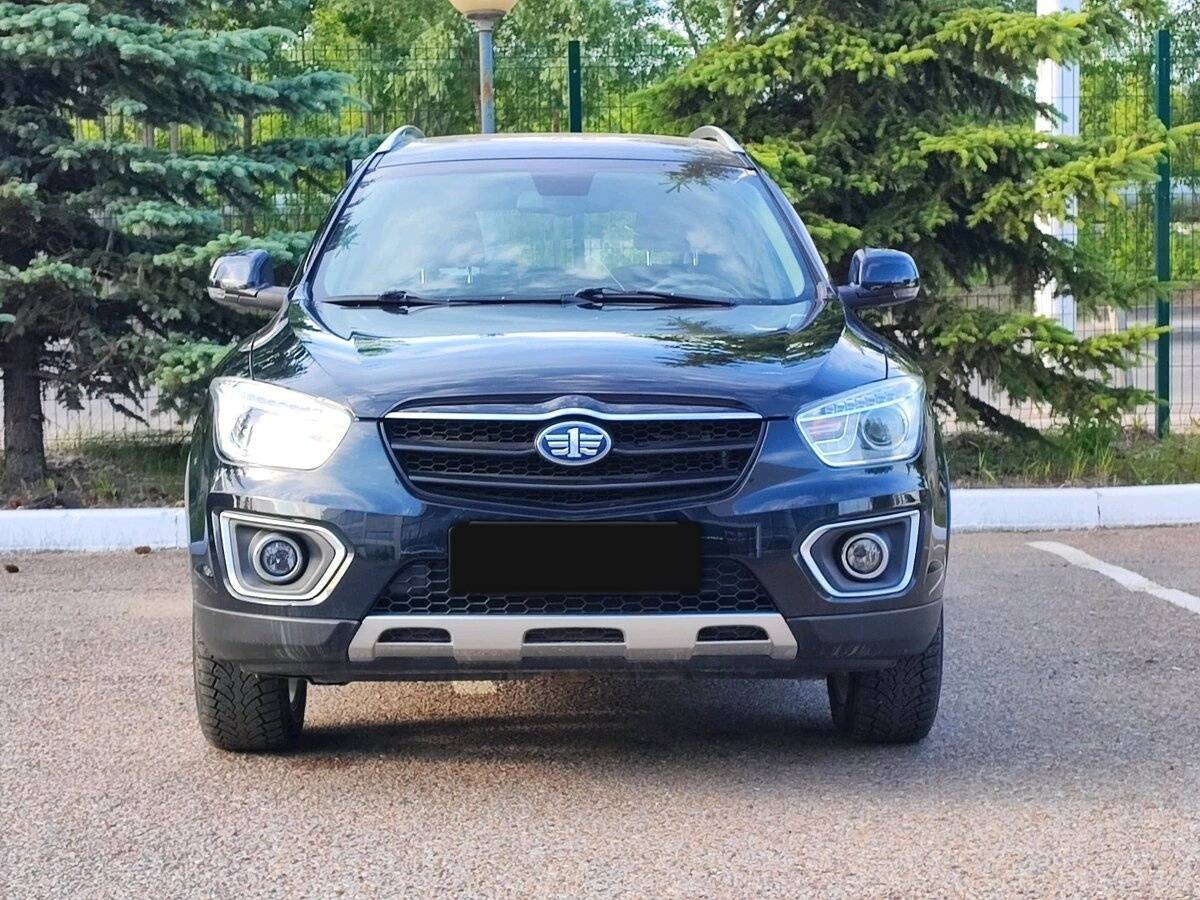 FAW Besturn X80 с пробегом — 2017 год. Фото: #1