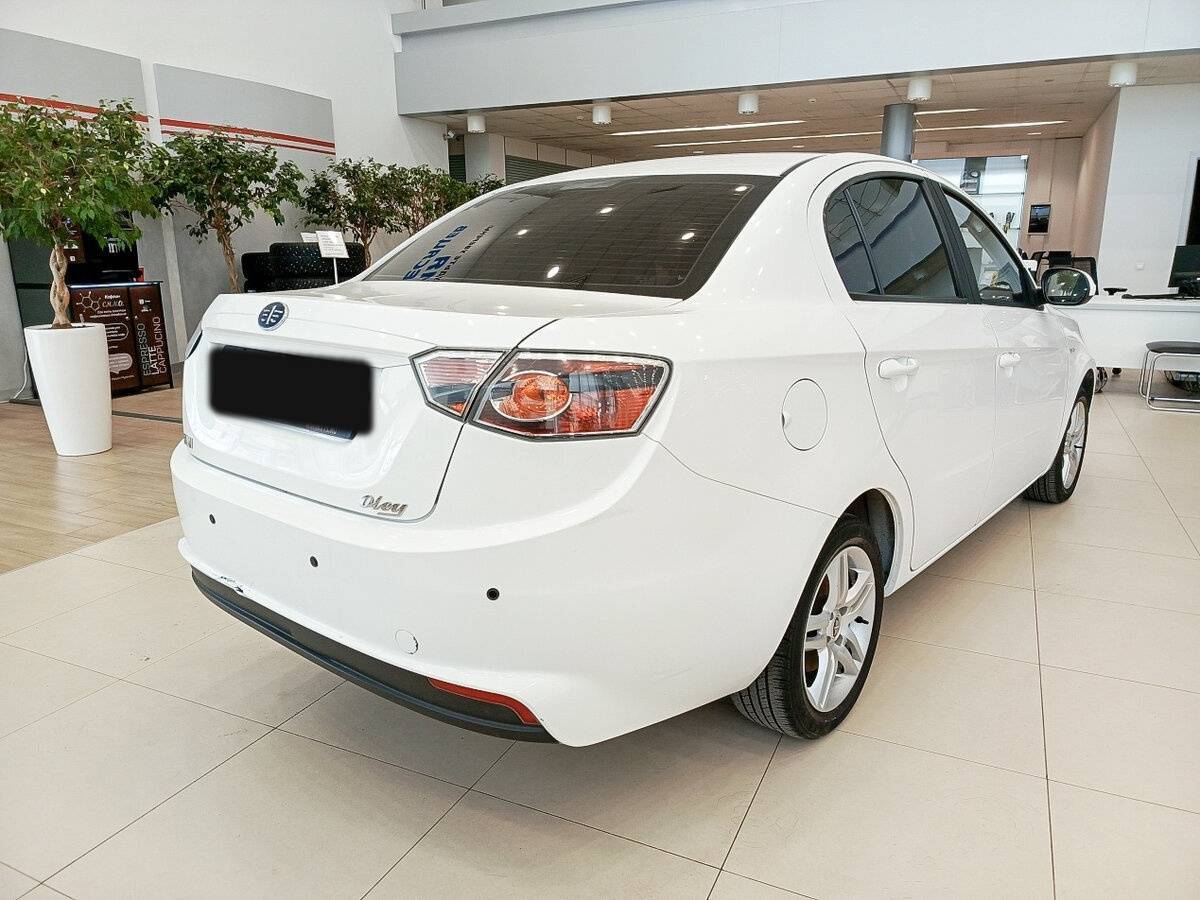 FAW Oley с пробегом — 2014 год. Фото: #4