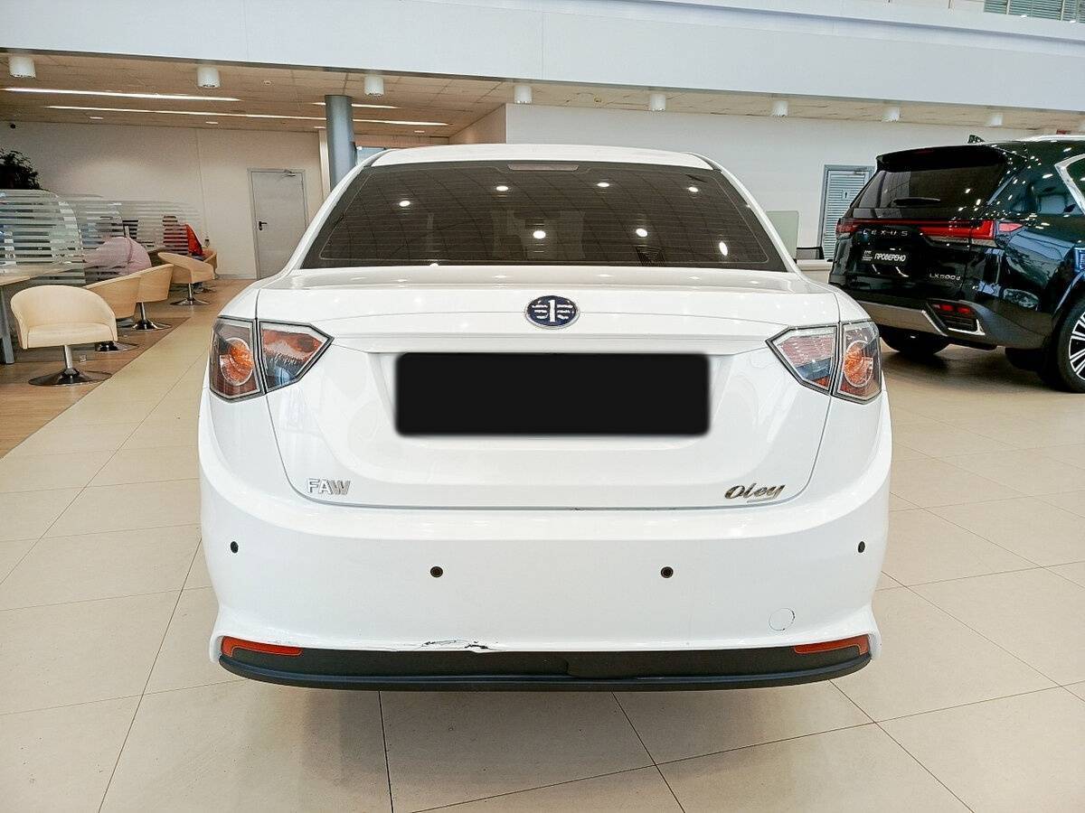 FAW Oley с пробегом — 2014 год. Фото: #5