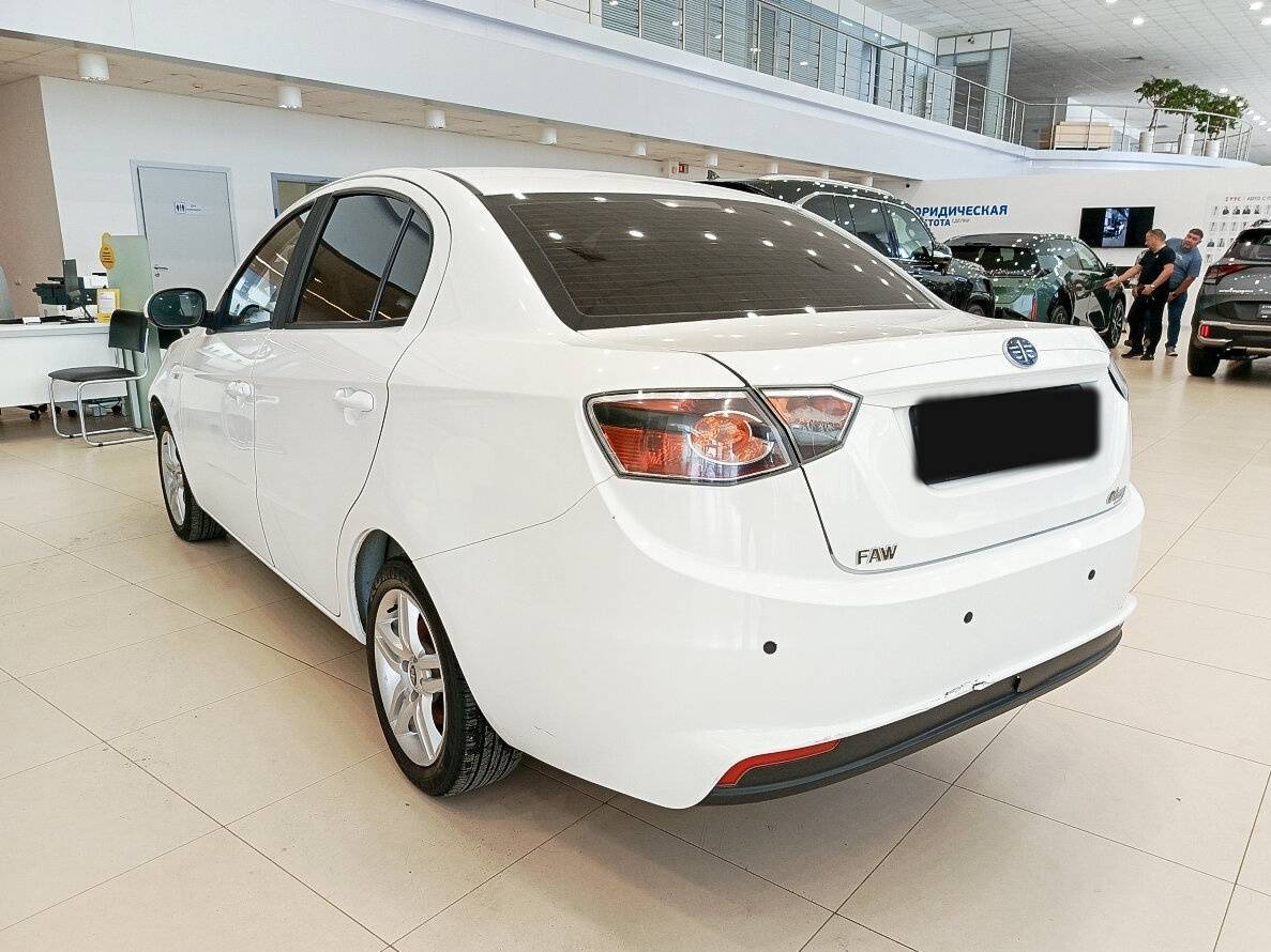 FAW Oley с пробегом — 2014 год. Фото: #6
