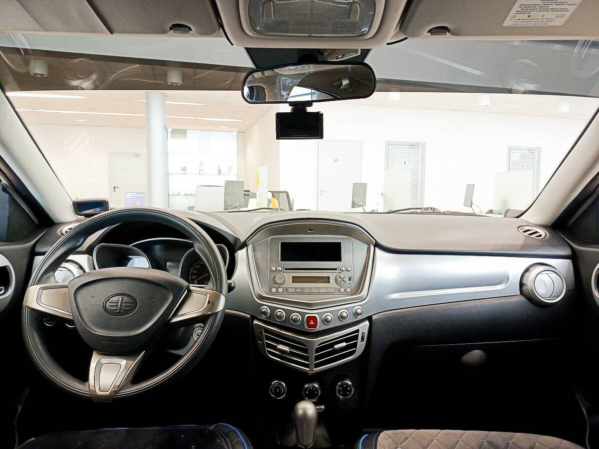 FAW Oley с пробегом — 2014 год. Фото: #13