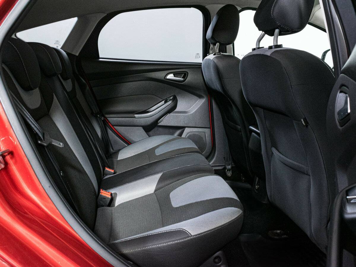 Ford Focus с пробегом — 2012 год. Фото: #11