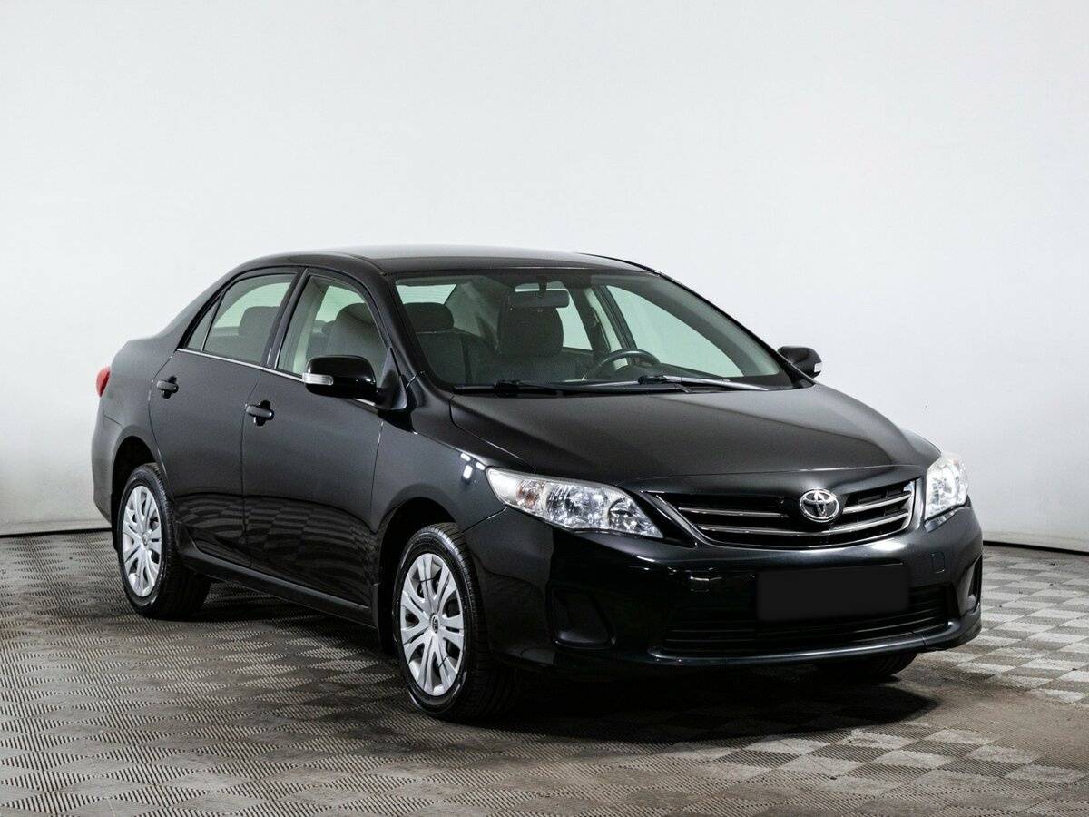 Toyota Corolla с пробегом — 2011 год. Фото: #2