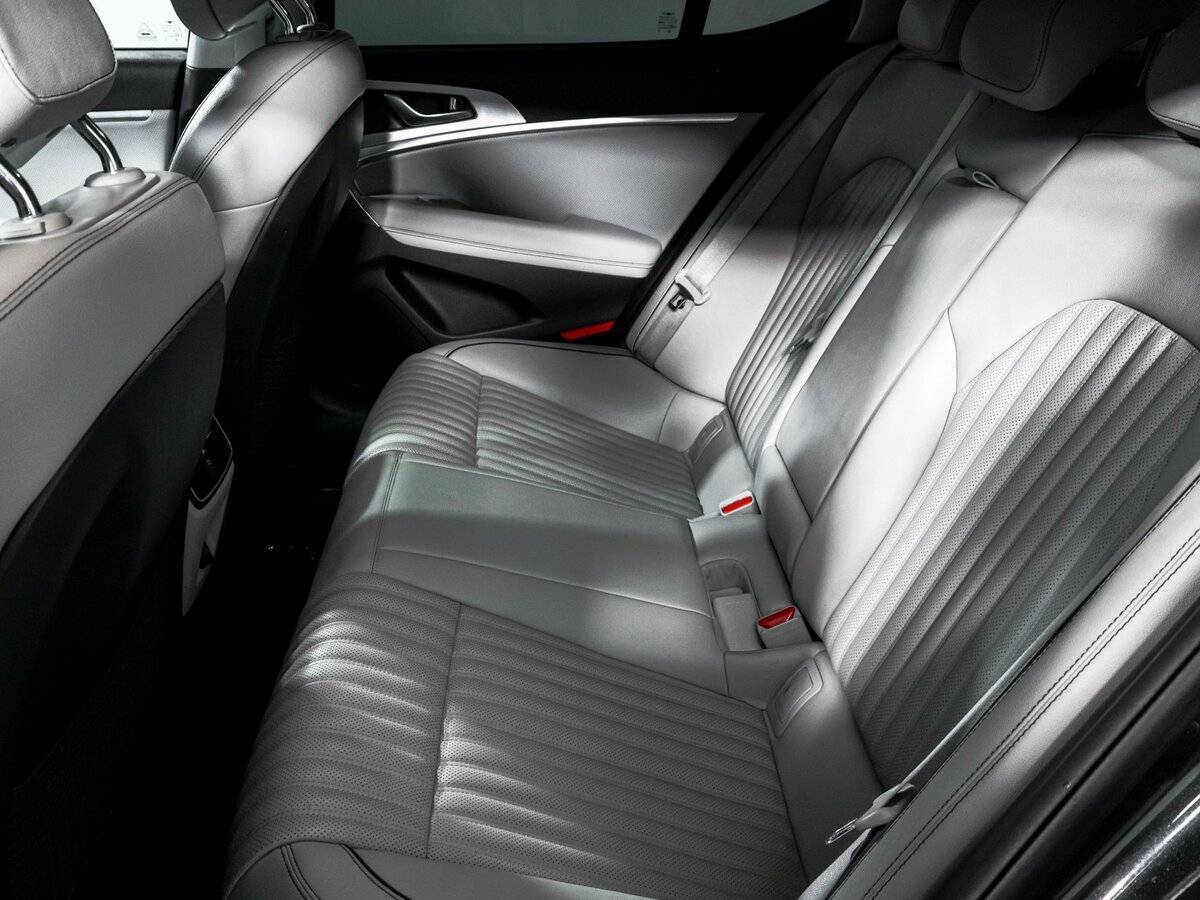 Genesis G70 с пробегом — 2019 год. Фото: #9