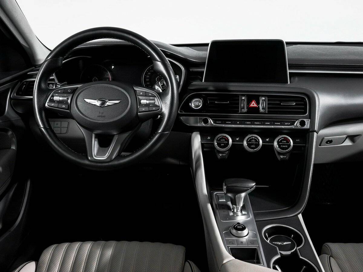 Genesis G70 с пробегом — 2019 год. Фото: #11