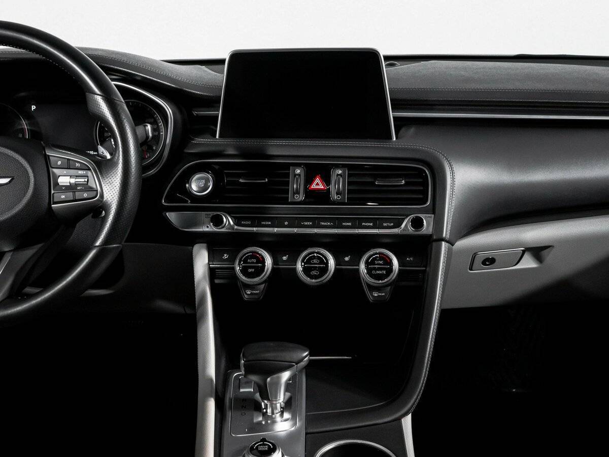 Genesis G70 с пробегом — 2019 год. Фото: #12