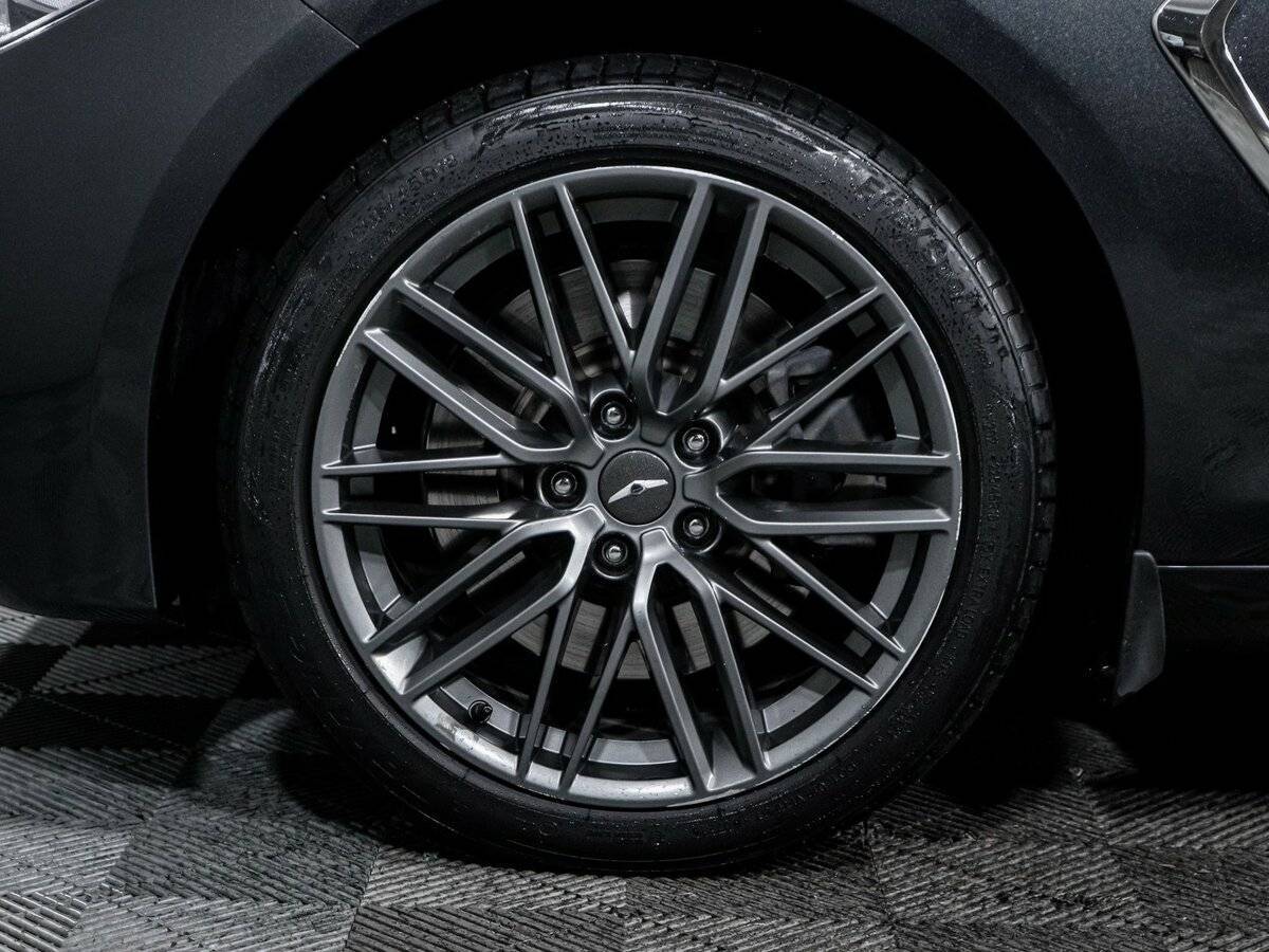 Genesis G70 с пробегом — 2019 год. Фото: #14