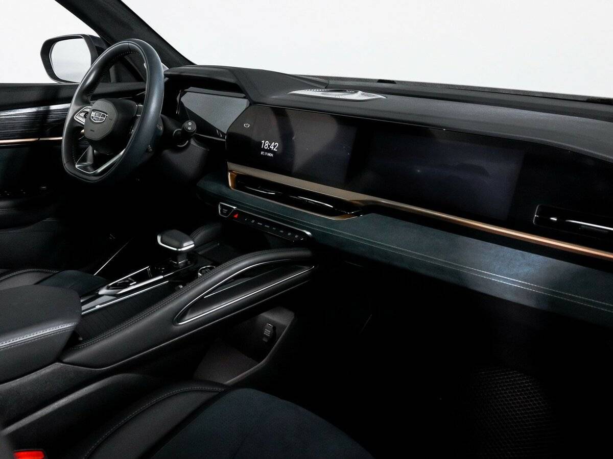 Geely Monjaro с пробегом — 2023 год. Фото: #8