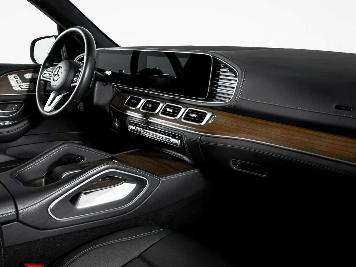 Mercedes-Benz GLE с пробегом — 2021 год. Фото: #8
