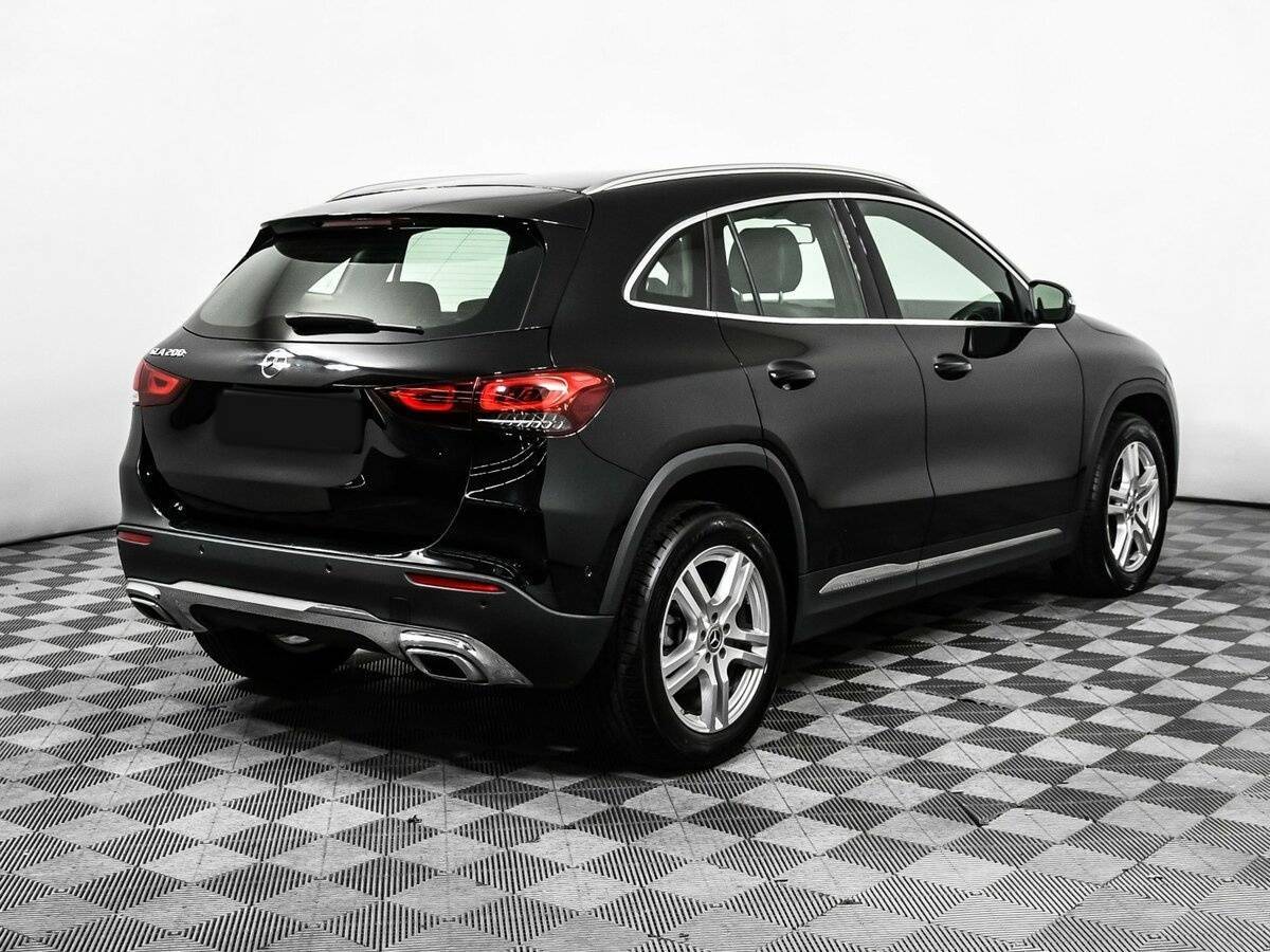 Mercedes-Benz GLA с пробегом — 2021 год. Фото: #4