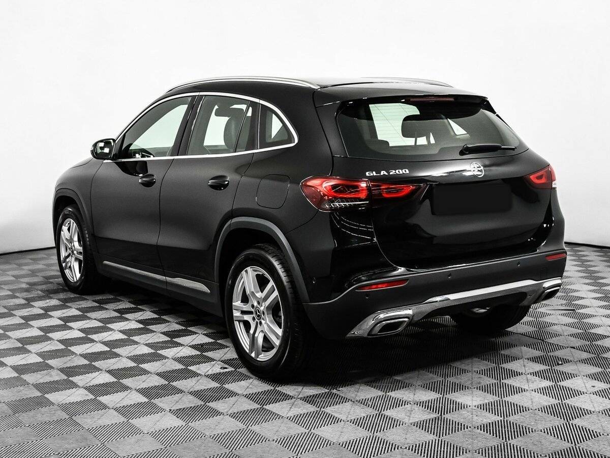 Mercedes-Benz GLA с пробегом — 2021 год. Фото: #6
