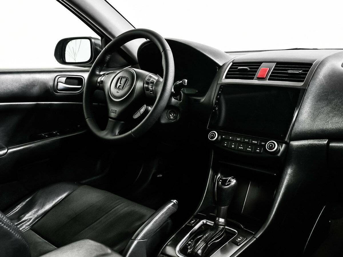 Honda Accord с пробегом — 2007 год. Фото: #8