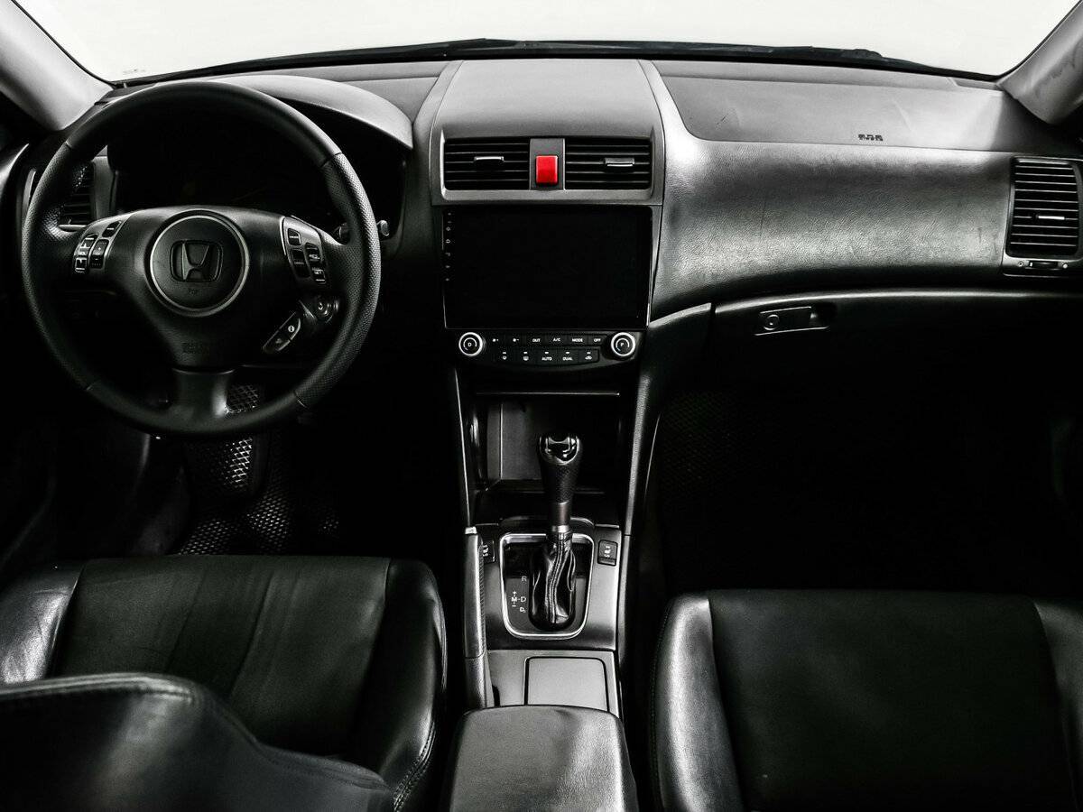 Honda Accord с пробегом — 2007 год. Фото: #10