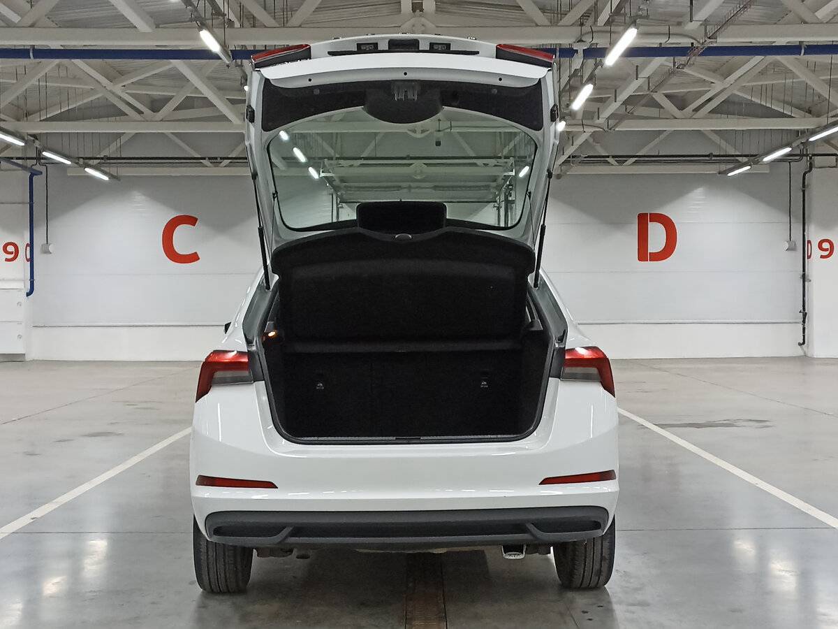 Skoda Rapid с пробегом — 2021 год. Фото: #9