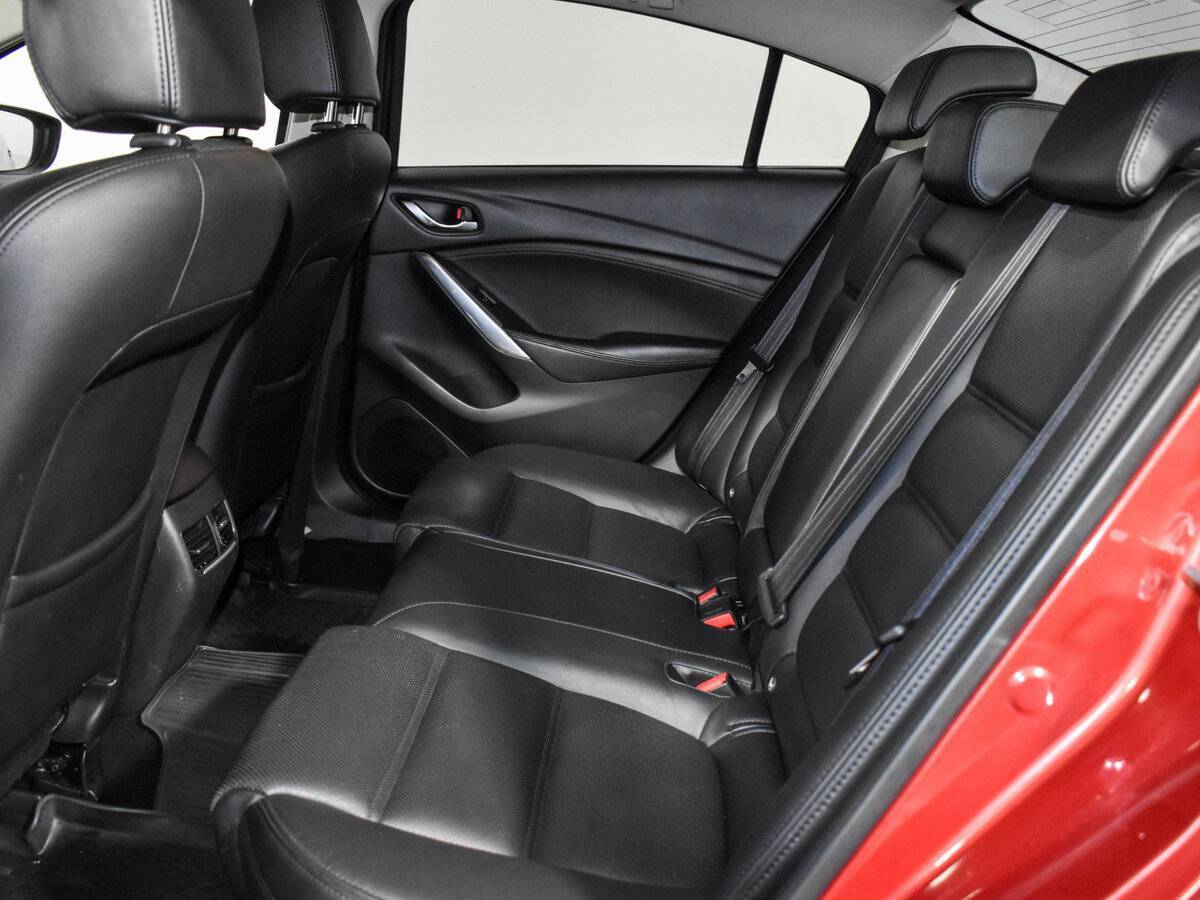Mazda 6 с пробегом — 2017 год. Фото: #11