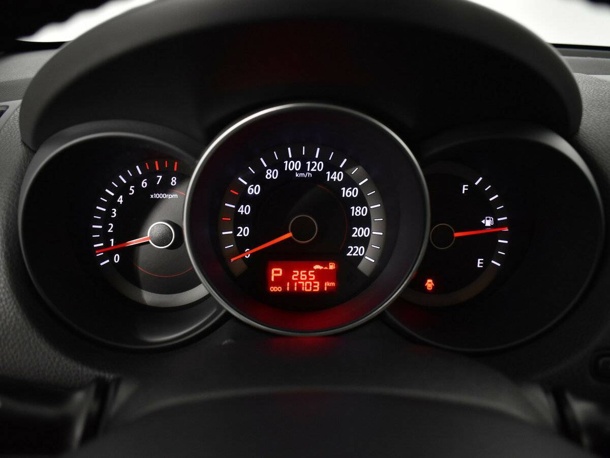 Kia Cerato с пробегом — 2011 год. Фото: #13