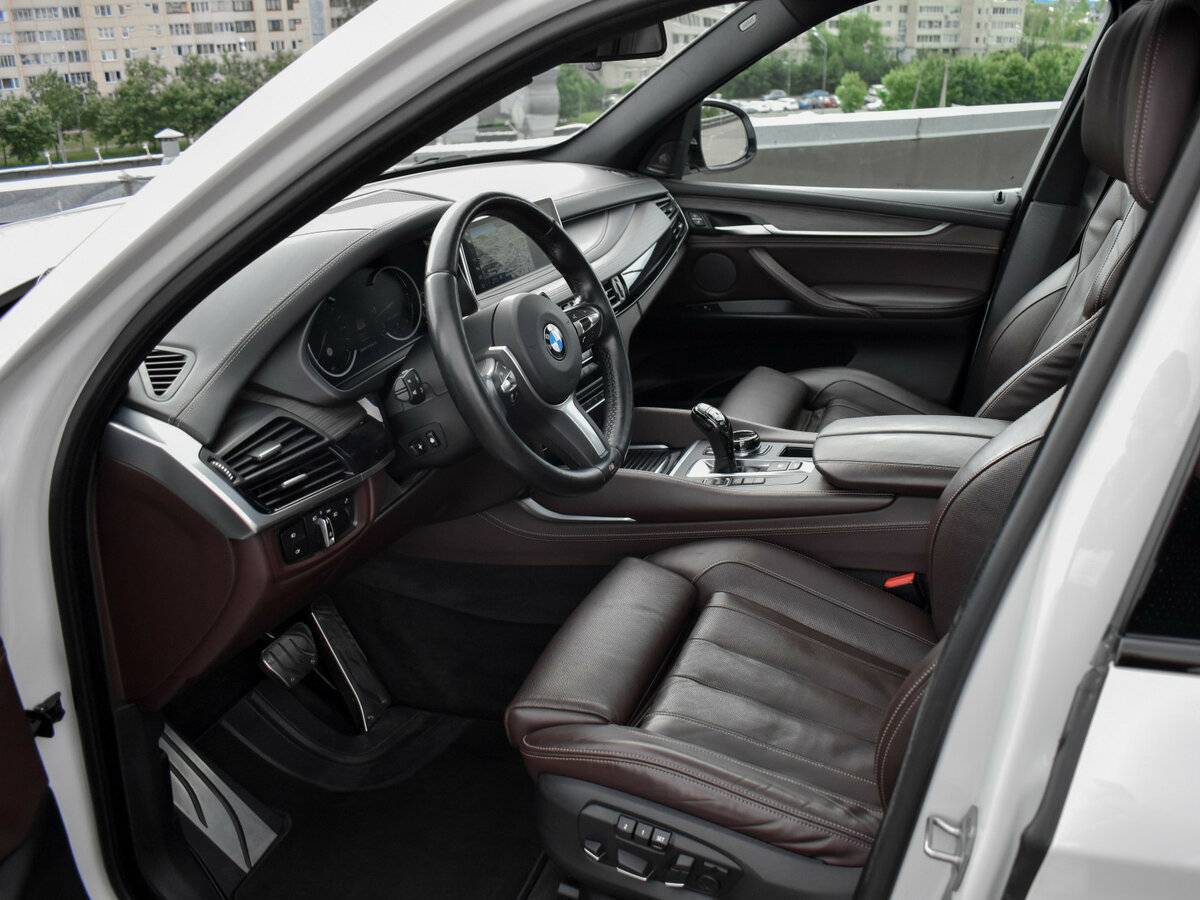 BMW X5 с пробегом — 2017 год. Фото: #10