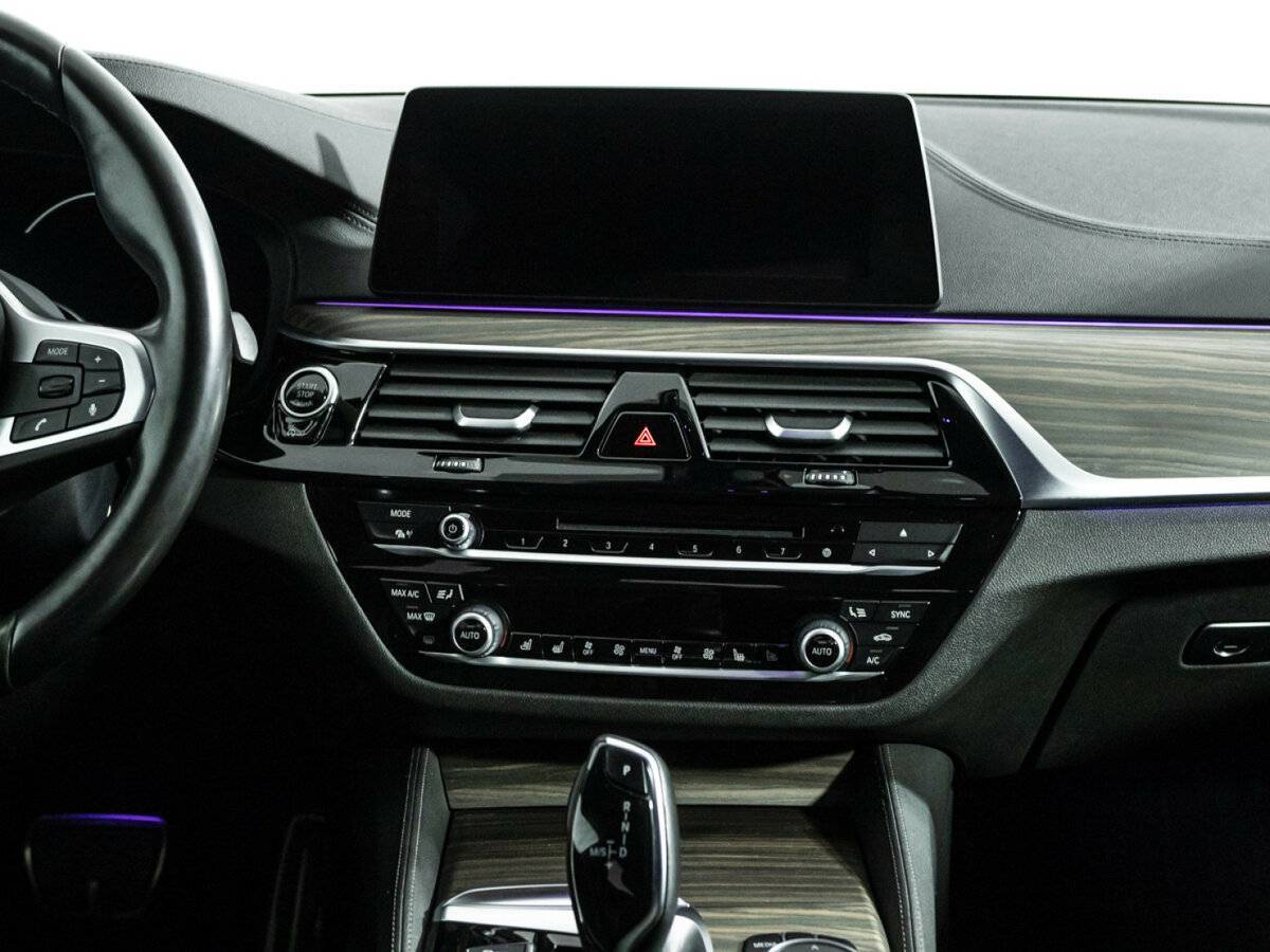 BMW 5 серии с пробегом — 2017 год. Фото: #13