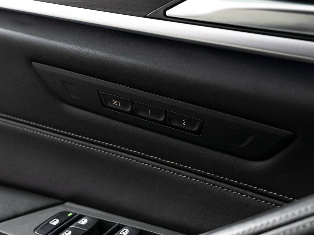 BMW 5 серии с пробегом — 2017 год. Фото: #17