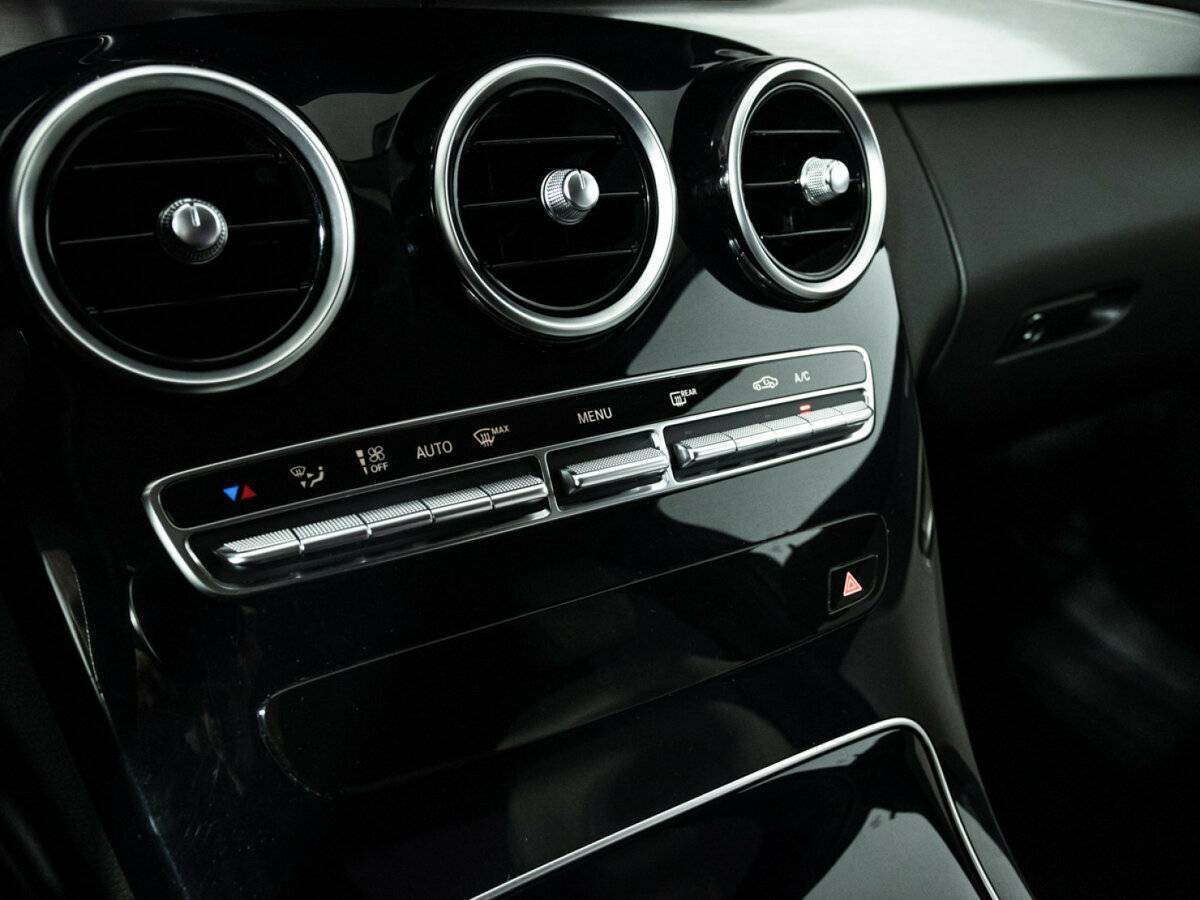 Mercedes-Benz C-Класс с пробегом — 2015 год. Фото: #17