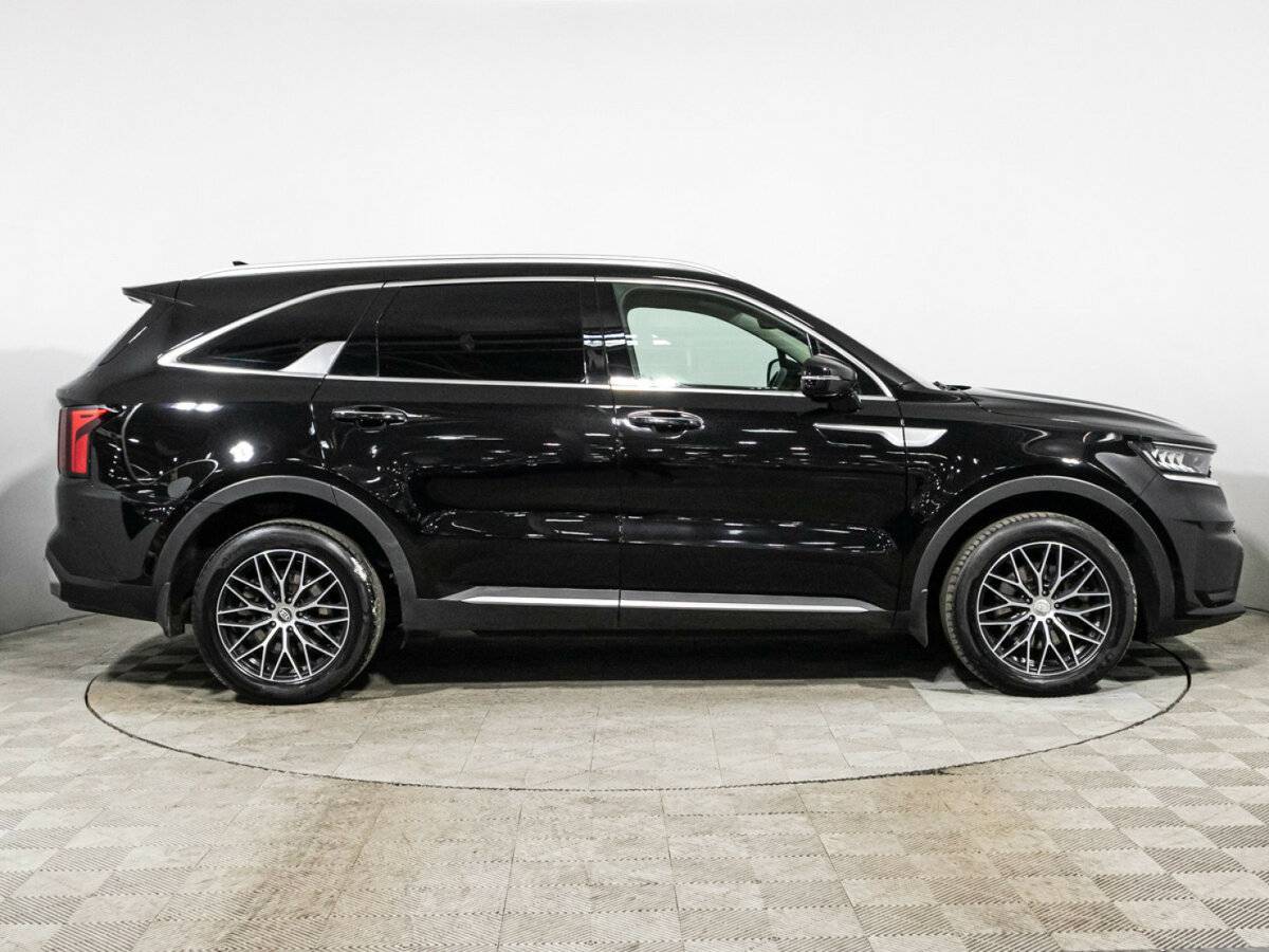 Kia Sorento с пробегом — 2020 год. Фото: #3