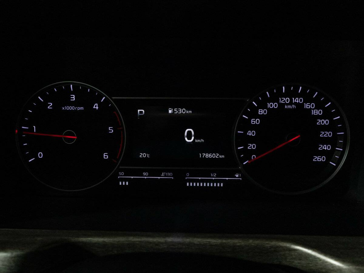 Kia Sorento с пробегом — 2020 год. Фото: #11