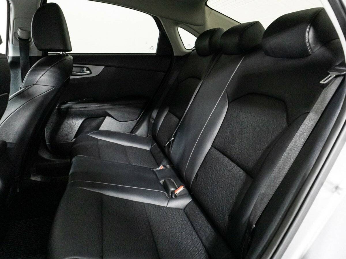 Kia K3 с пробегом — 2020 год. Фото: #9