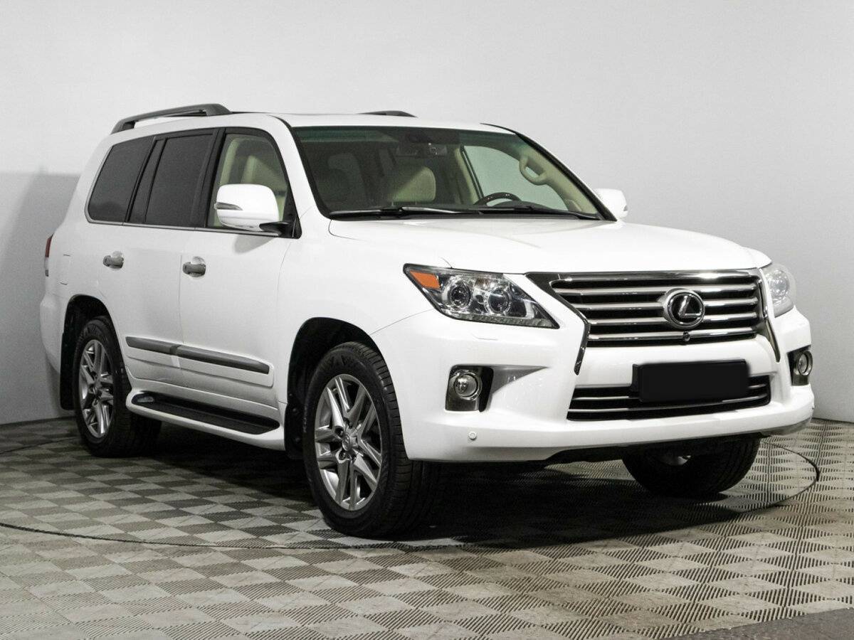 Lexus LX с пробегом — 2013 год. Фото: #2