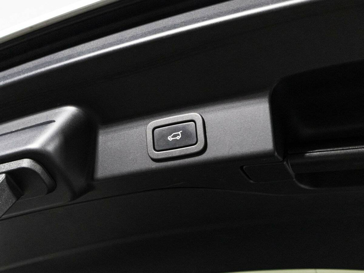 Jaguar F-Pace с пробегом — 2017 год. Фото: #15