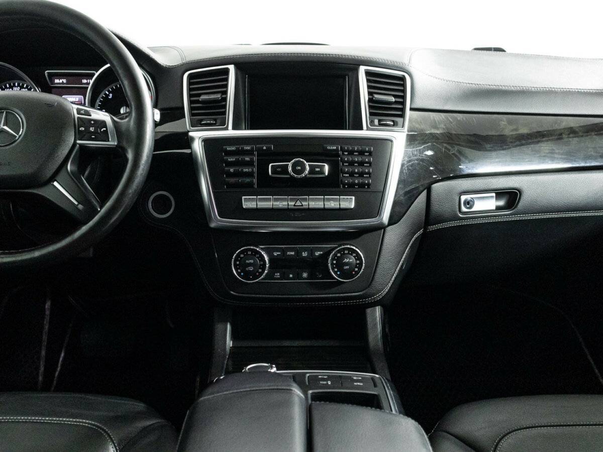 Mercedes-Benz GL-Класс с пробегом — 2014 год. Фото: #11