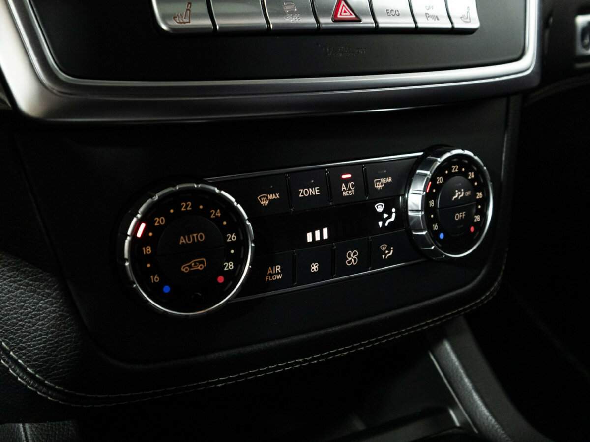 Mercedes-Benz GL-Класс с пробегом — 2014 год. Фото: #21