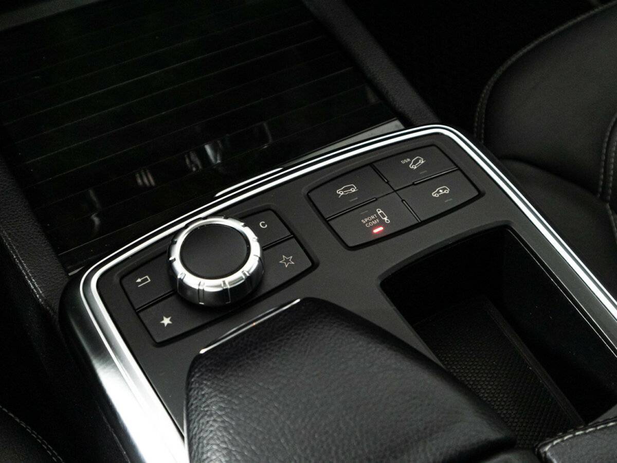 Mercedes-Benz GL-Класс с пробегом — 2014 год. Фото: #22