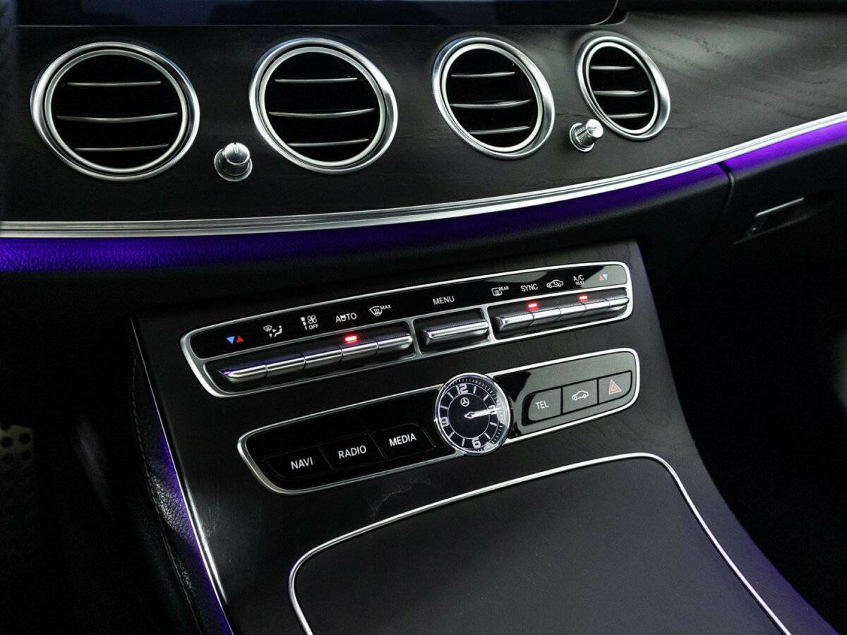 Mercedes-Benz E-Класс с пробегом — 2018 год. Фото: #20