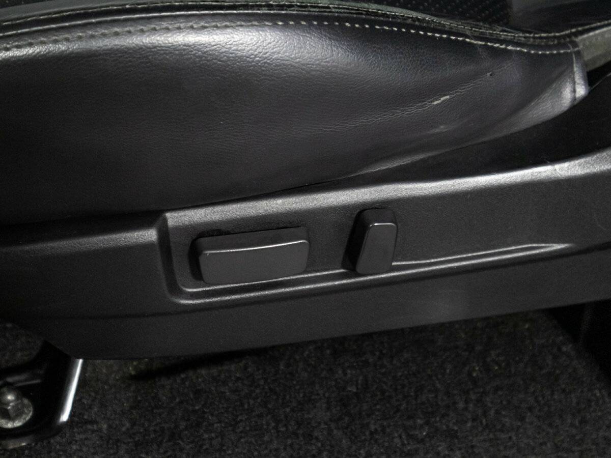 Mitsubishi Pajero Sport с пробегом — 2011 год. Фото: #15