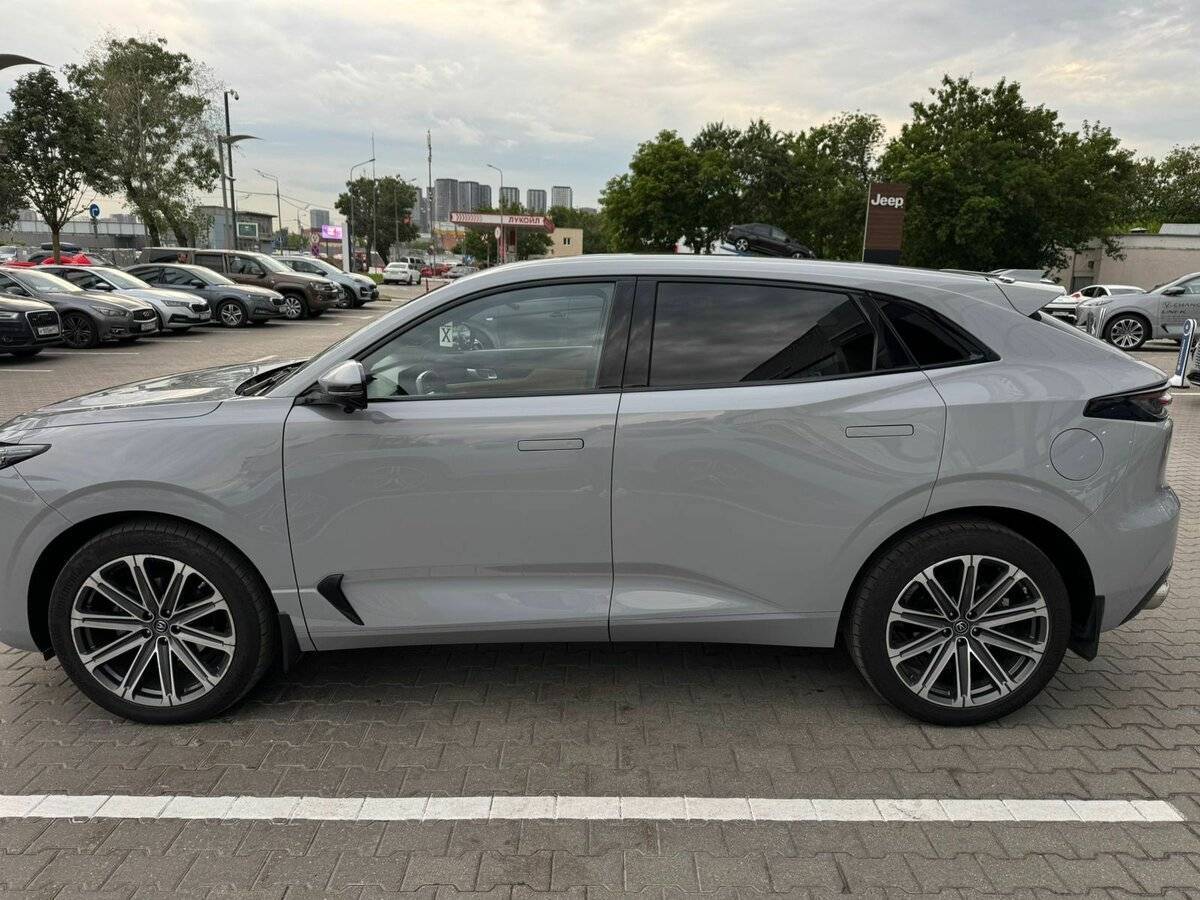 Changan UNI-K с пробегом — 2022 год. Фото: #1
