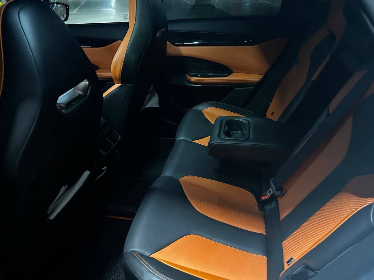 Changan UNI-V с пробегом — 2023 год. Фото: #9