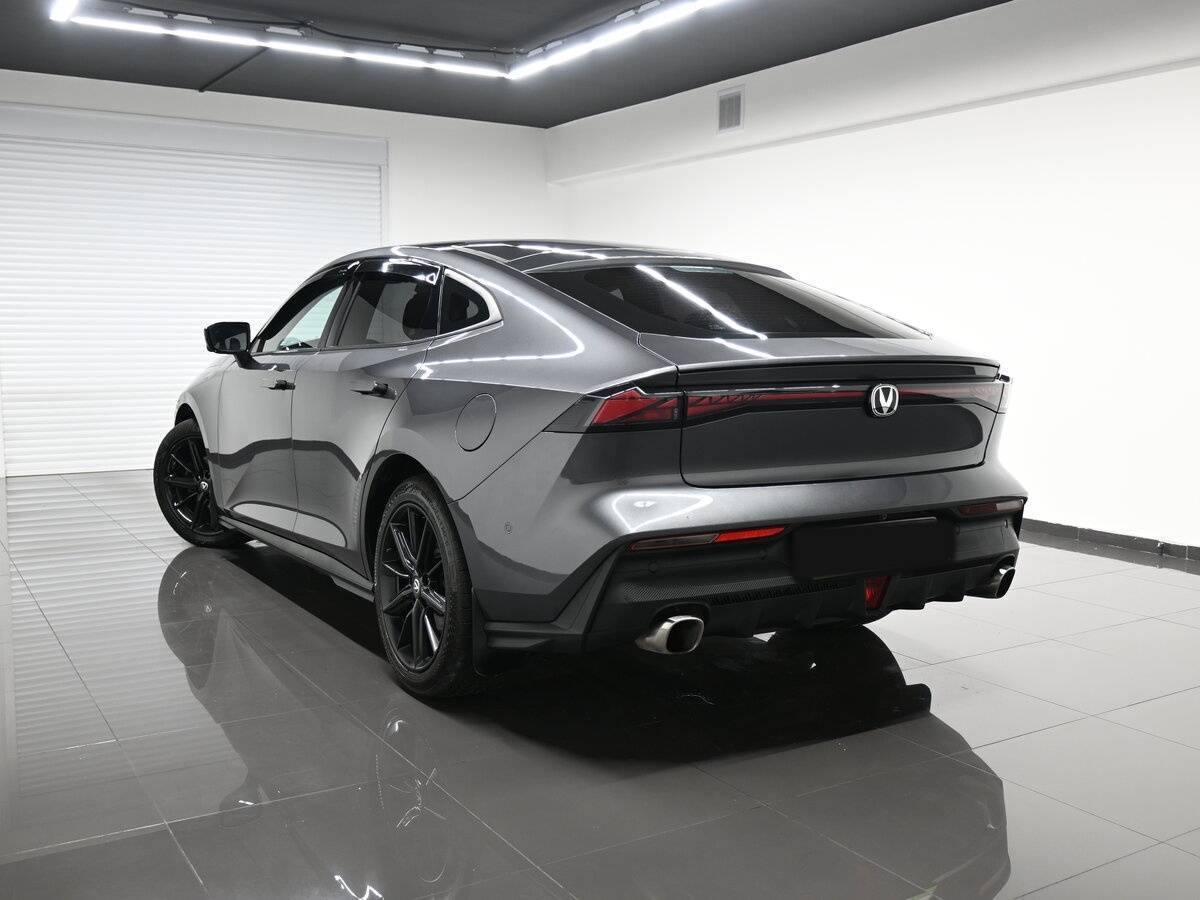 Changan UNI-V с пробегом — 2023 год. Фото: #5