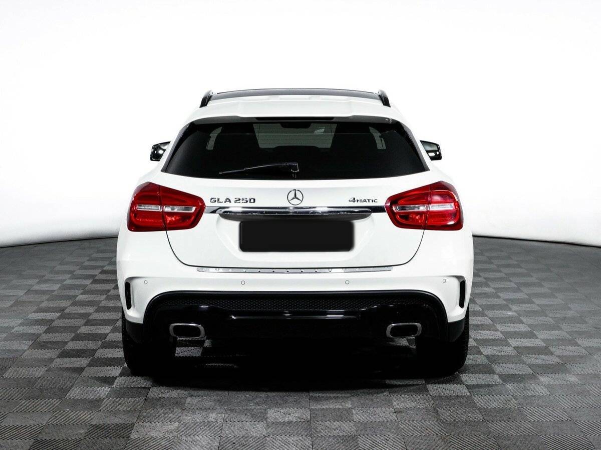 Mercedes-Benz GLA с пробегом — 2014 год. Фото: #4