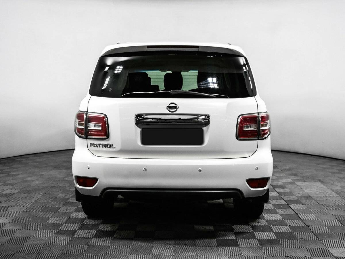 Nissan Patrol с пробегом — 2015 год. Фото: #5