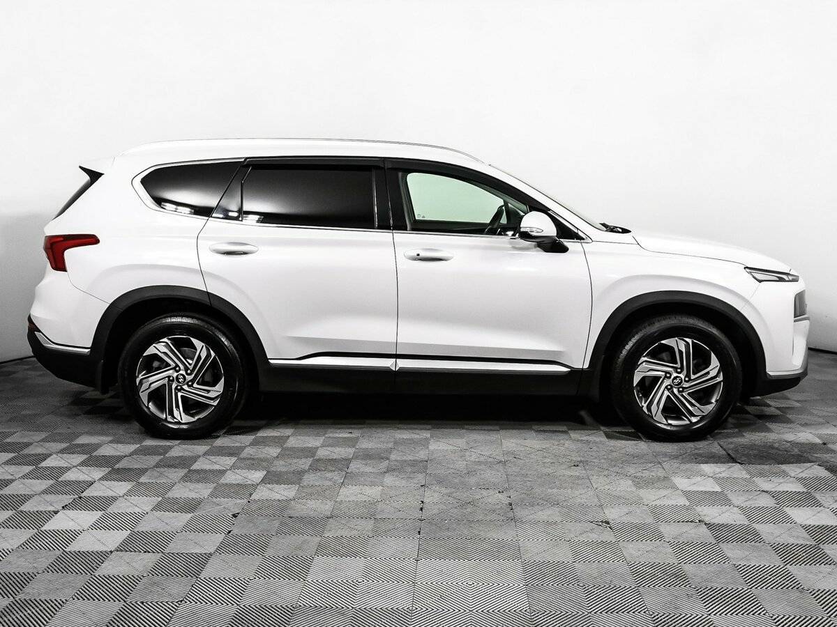 Hyundai Santa Fe с пробегом — 2021 год. Фото: #3