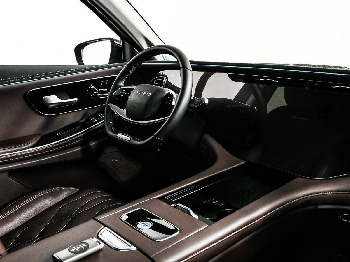 EXEED VX с пробегом — 2023 год. Фото: #8