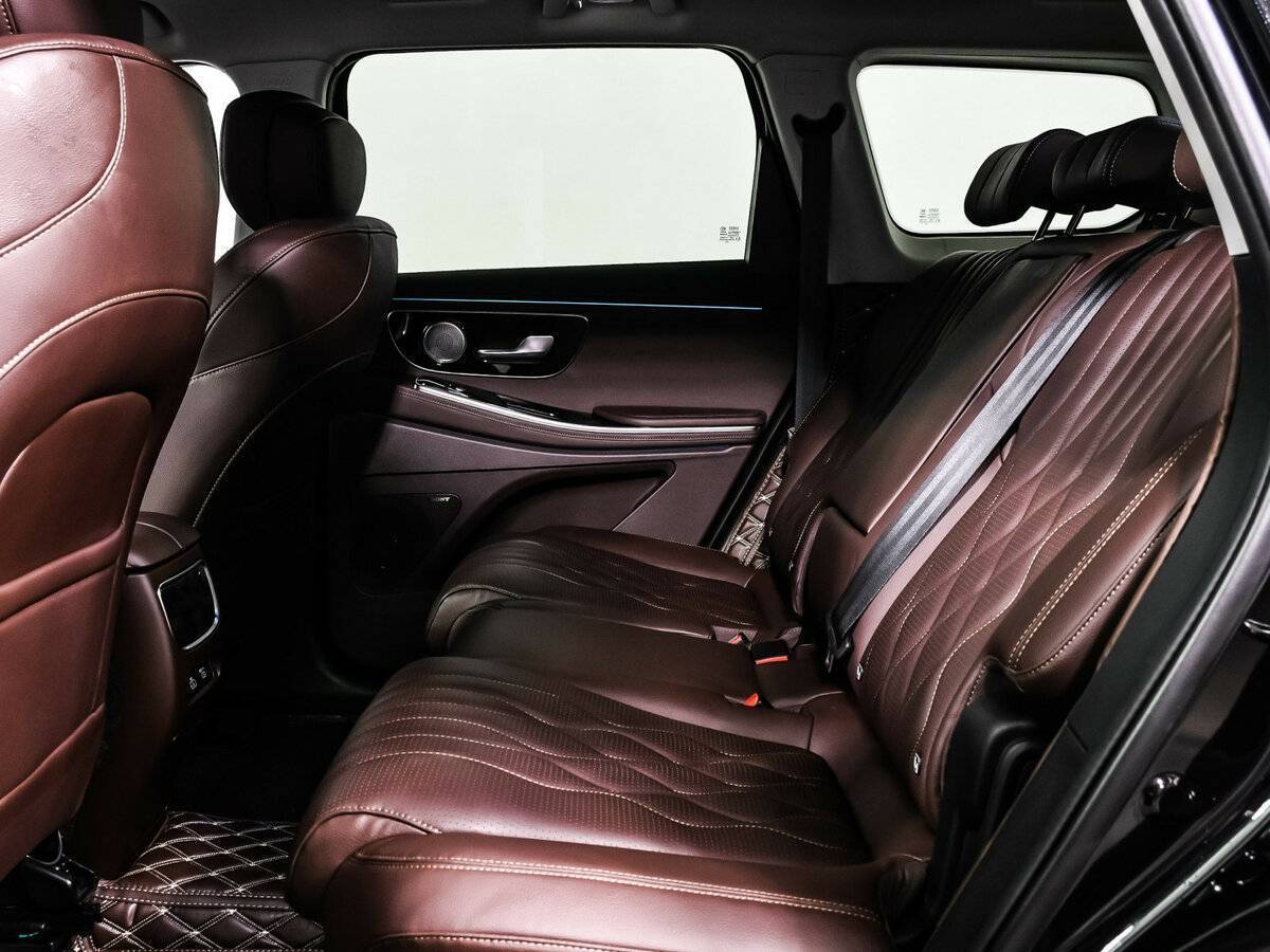 EXEED VX с пробегом — 2023 год. Фото: #12