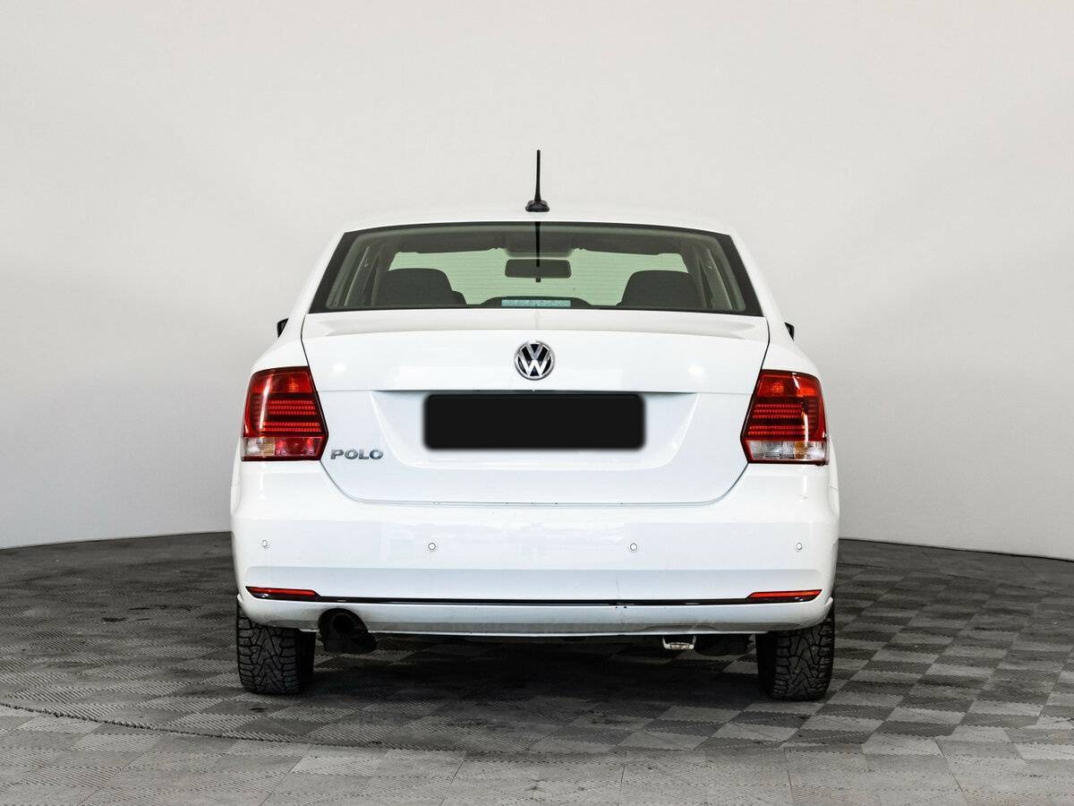 Volkswagen Polo с пробегом — 2017 год. Фото: #5